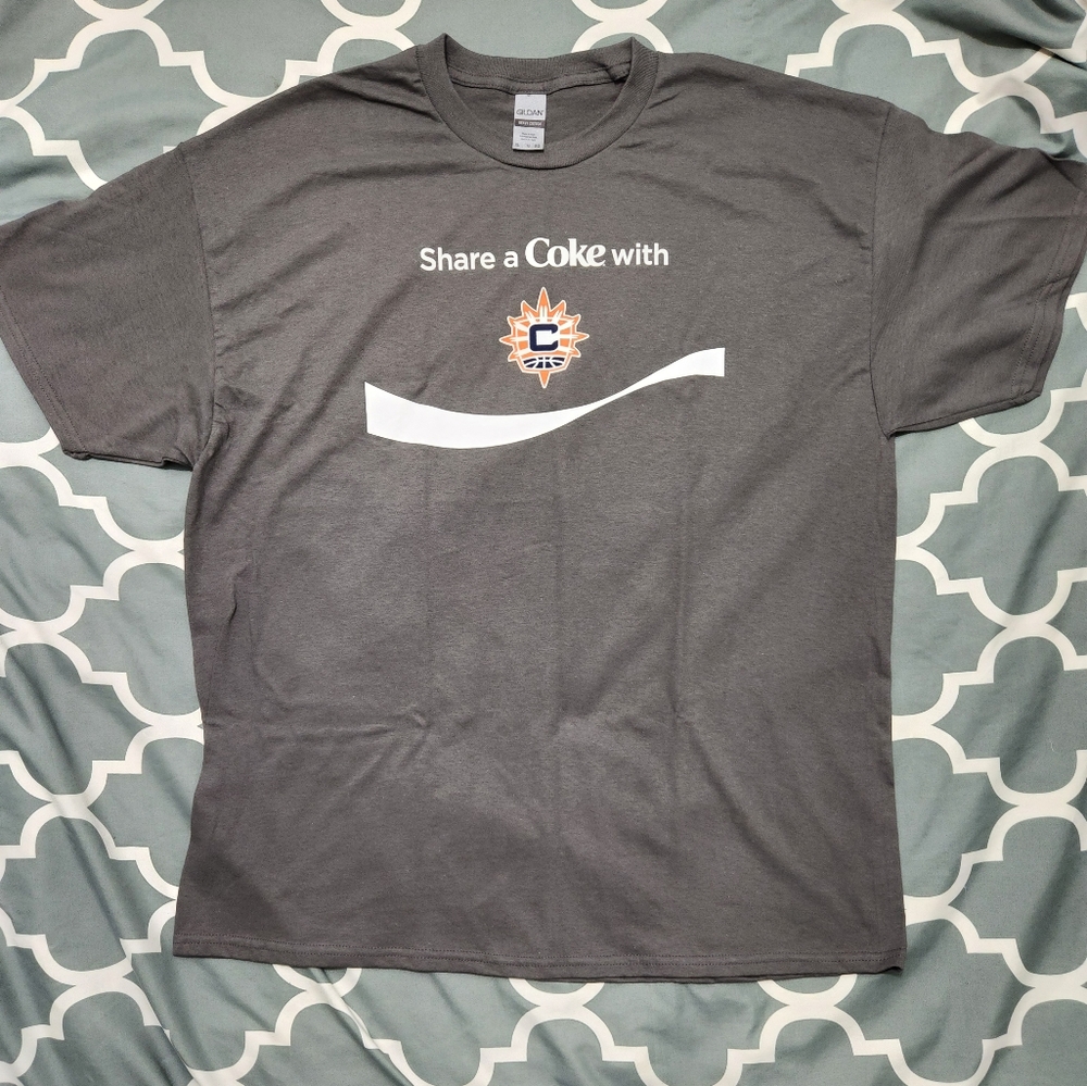 Connecticut Sun XL cotton gray tee shirt NWOT